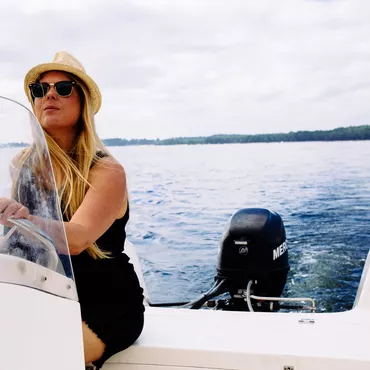 Bateau sur les lacs Bateau sur le lac