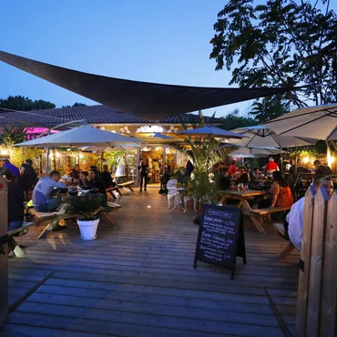Les restaurants Les restaurants