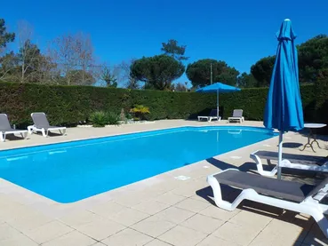 hotel-cote-et-lac-bisca-piscine hotel-cote-et-lac-bisca-piscine