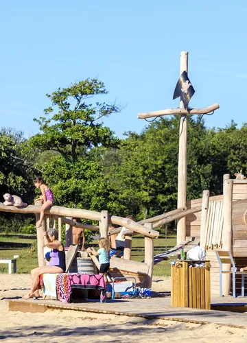 Jeux pour enfants à Gastes Jeux pour enfants à Gastes