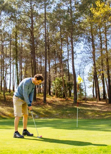 golf-automne.jpg golf-automne.jpg