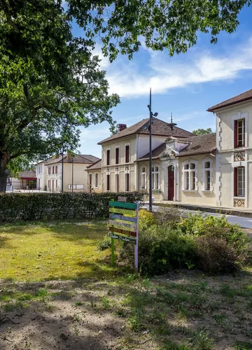 Le village de Luë Le village de Luë