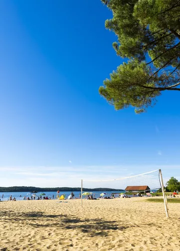 Lac de Sainte Elalie en Born Plage lacustre de sainte Eulalie en Born
