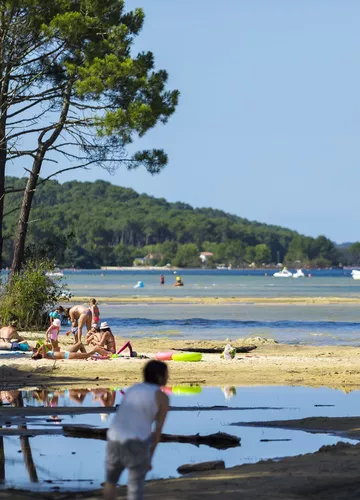 Les plages du lac de Biscarrosse Les plages du lac de Biscarrosse