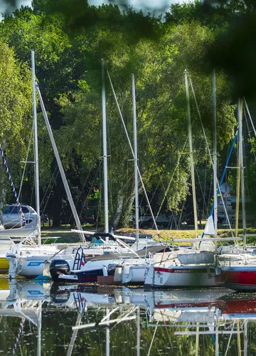 Le port de plaisance de Sainte Eulalie en Born Le port de plaisance de Sainte Eulalie en Born