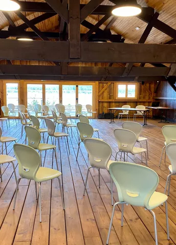 salle-le-hangar-ste-eulalie.jpg salle-le-hangar-ste-eulalie.jpg