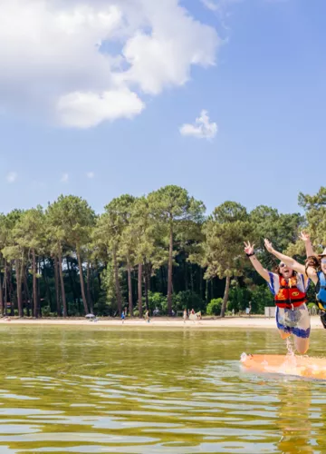 saut-paddle-biscarrosse.png saut-paddle-biscarrosse.png