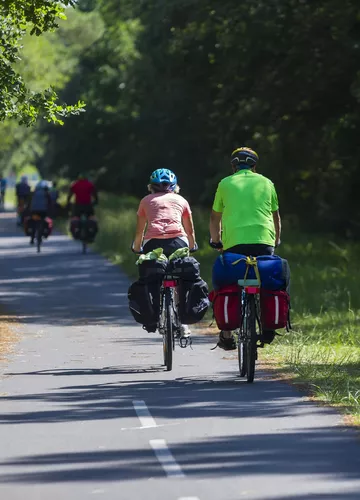Les pistes cyclables des Grands Lacs A vélo vers la dune du Pilat