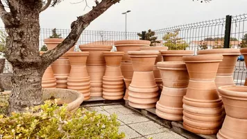 Poterie du rond Point-commerce-Bisca-poterie 5 Poterie du rond Point-commerce-Bisca-poterie 5
