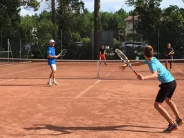 tennis-bisca tennis-bisca