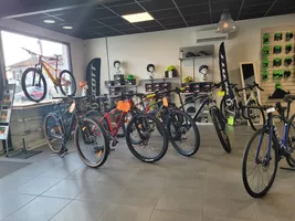 LE SHOP BIKE'S GARAGE Vélos 2 LE SHOP BIKE'S GARAGE Vélos 2