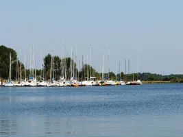 port-de-plaisance-le-lac-de-biscarrosse port-de-plaisance-le-lac-de-biscarrosse