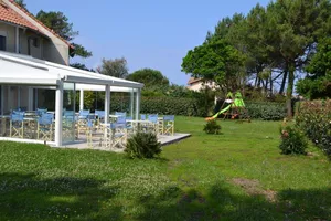 hotel-les-vagues-terrasse hotel-les-vagues-terrasse