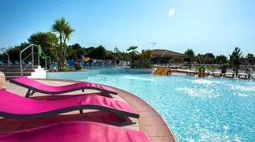 siblu-la-reserve-gastes-piscine siblu-la-reserve-gastes-piscine