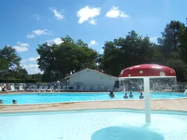Langeot-piscine Langeot-piscine