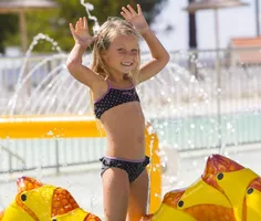 Camping Pipiou-parentis-camping-piscine2 Camping Pipiou-parentis-camping-piscine2