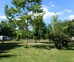 le-frezat-exterieur-aire-naturelle-camping-bisca