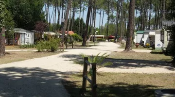 Camping Les Echasses - Gastes Camping Les Echasses - Gastes