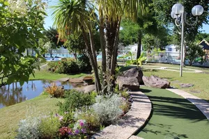 Mini-golf Mini-golf