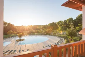 residence-pierre-et-vacances-vue-piscine-biscarrosse residence-pierre-et-vacances-vue-piscine-biscarrosse