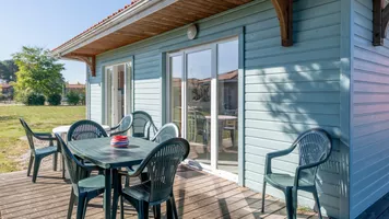 Le Domaine des Grands Lacs_T4 2_Terrasse_300dpi_06 Le Domaine des Grands Lacs_T4 2_Terrasse_300dpi_06