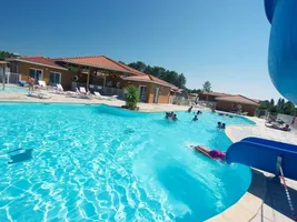 piscine-residence-trois-etoiles piscine-residence-trois-etoiles